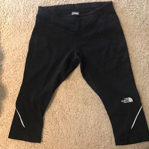 North face cropped leggings